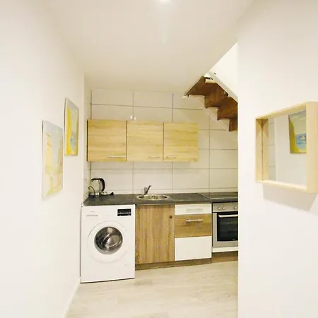 Comfortable In Akh Area Privatunterkunft