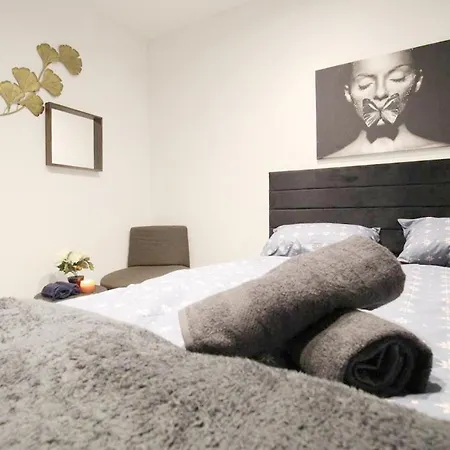 Comfortable In Akh Area Homestay Vienna