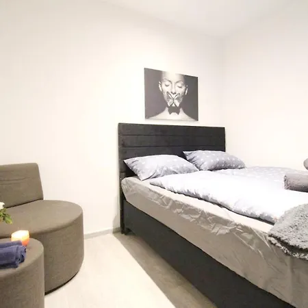 Comfortable In Akh Area Privatunterkunft Wien