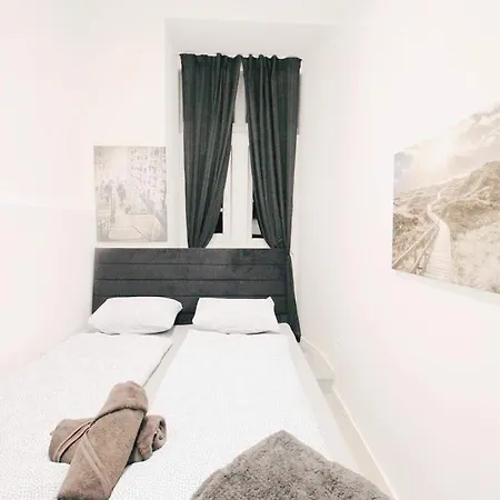 Comfortable In Akh Area Privatunterkunft