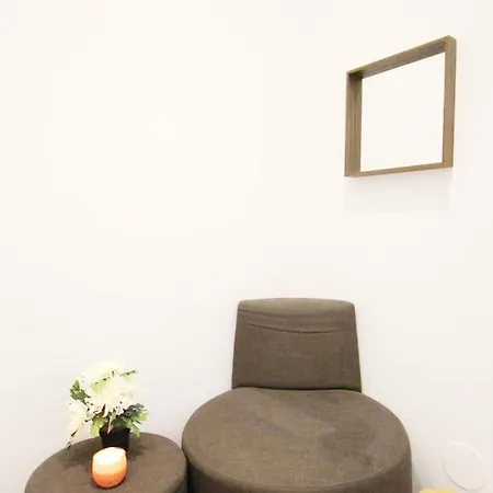 Privatunterkunft Comfortable In Akh Area *