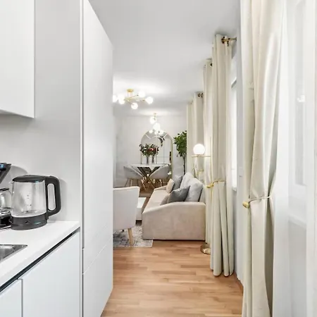 Balkon I Parkplatz I 5 Minuten Zum Einkaufszentrum I Schnelles Wlan Apartment Wien