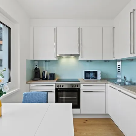 Free Parking I Balcony I 5 Min To Train Station * Vienna