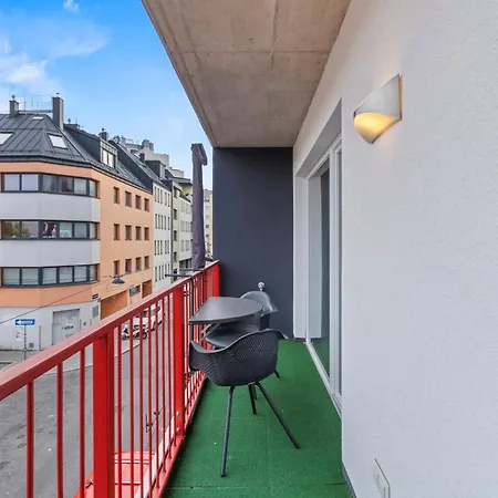Free Parking I Balcony I 5 Min To Train Station Apartment Vienna