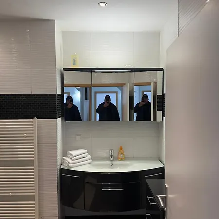 Schoene 3-br 1 Minute Zur U-bahn
