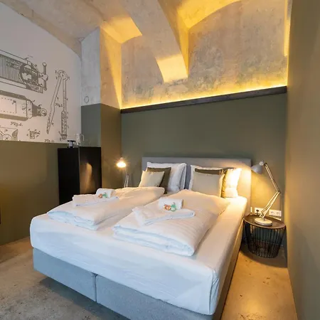 Awerner Belvedere - Der Schmied Apartment Vienna