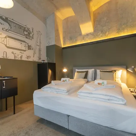 Awerner Belvedere - Der Schmied Apartment *