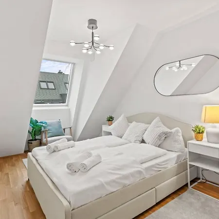 Apartment Fast Wifi - 3 Min Walk To Metro - On-site Parking For 19,90 Eur *
