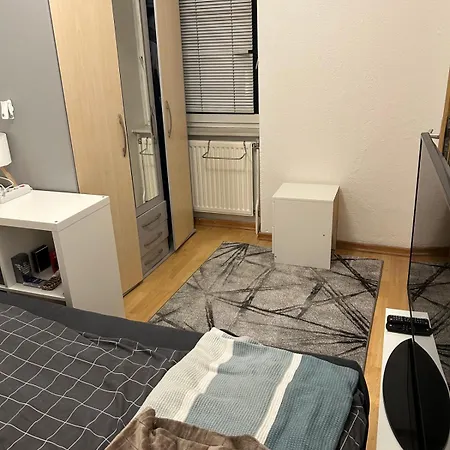 20 Min From The Center Apartment