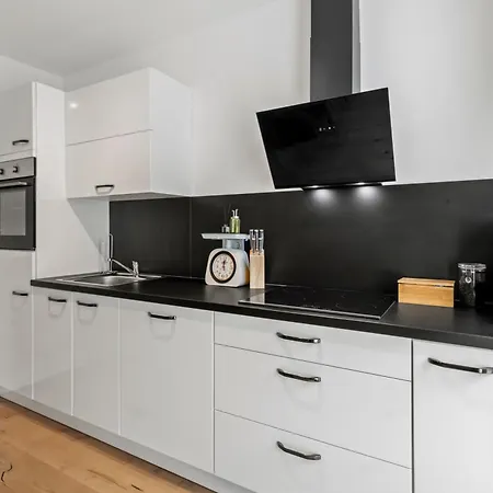 Apartment Noblenest Deluxe - Massage - Kaffee - Arbeitsplatz
