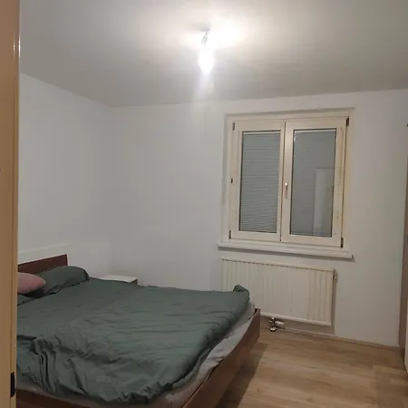 Apartment I Give My 2 Roms *