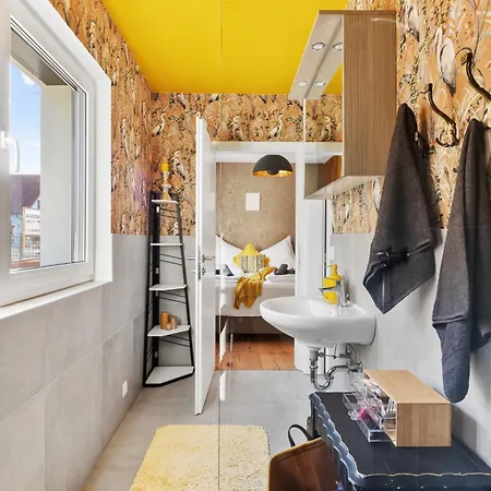 Yellow - Whirlpool Garden - Free Parking - Wifi Apartment Vienna