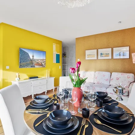 Yellow - Whirlpool Garden - Free Parking - Wifi Apartment