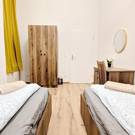 Cozy 15 Minutes Form Airport Privatunterkunft *