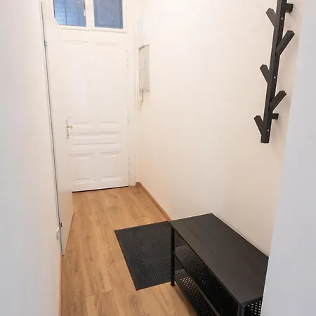 Apartment 1110 *