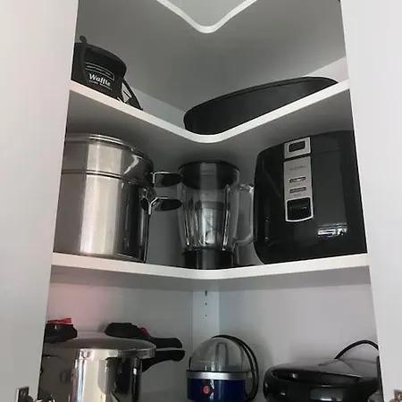 Gemuetliche 3sz-wohnung In 1220 アパート *