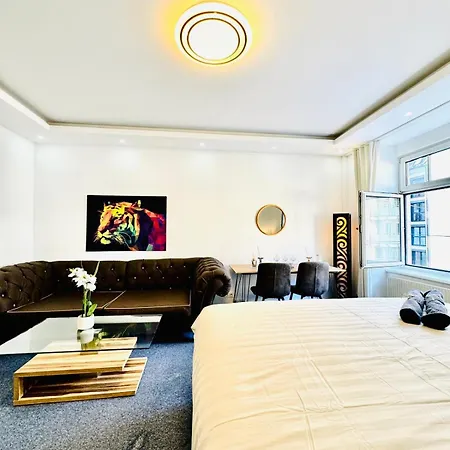 Bright Stay, 7br Shared Only 13min To Belvedere Palace *