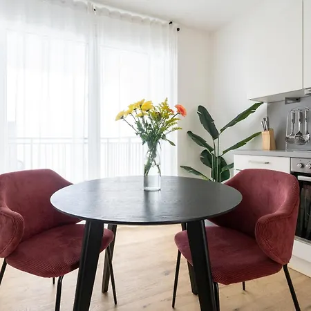 Apartment Balcony Bliss Studio By Hm
