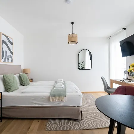 Apartment Balcony Bliss Studio By Hm