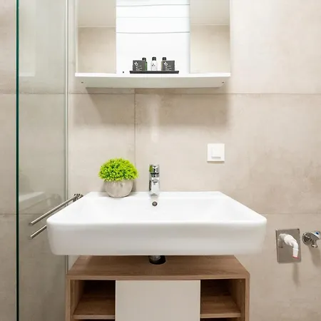 Balcony Bliss Studio By Hm Apartment