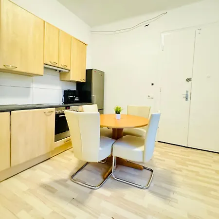 Spacious 3br For Up To 6p, 10min To Fac Platz *