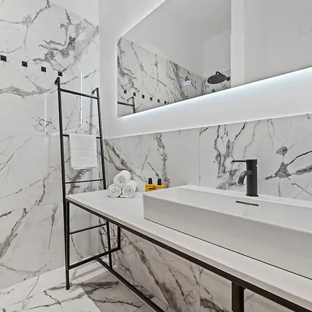 Door No 5 By Gt7 Hospitality Apartamento *