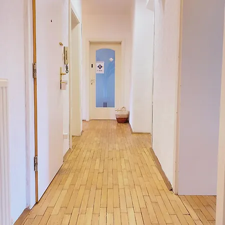 Royal Retreat - Steps From Schoenbrunn Palace!! Vienna