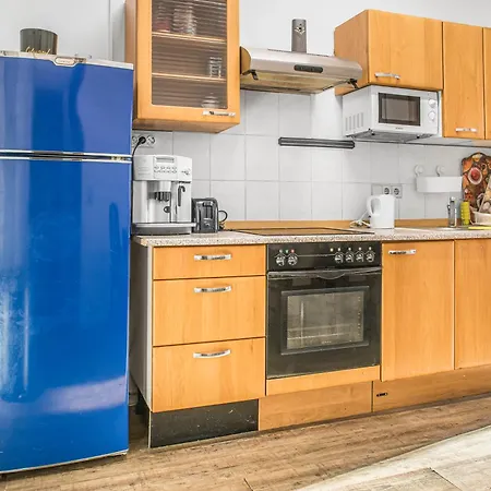 Comfy 2br Wifi & Tv Next To Millenium Tower Apartment