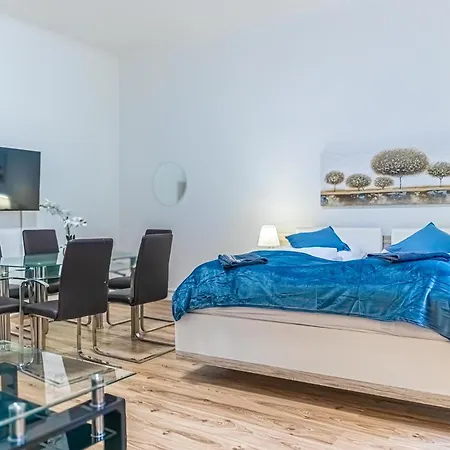 Basic 2br Perfectly Connected&well Positioned Apartment Vienna