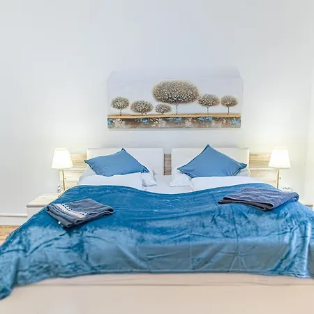 Basic 2br Perfectly Connected&well Positioned Apartment *