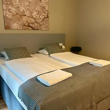 Hostel Nest *