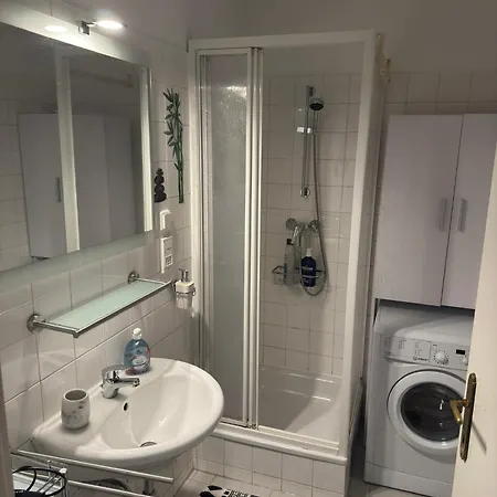 Apartment Favoritwien