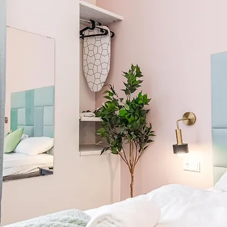 Apartment Queen Bed Barrier-free With Kitchen