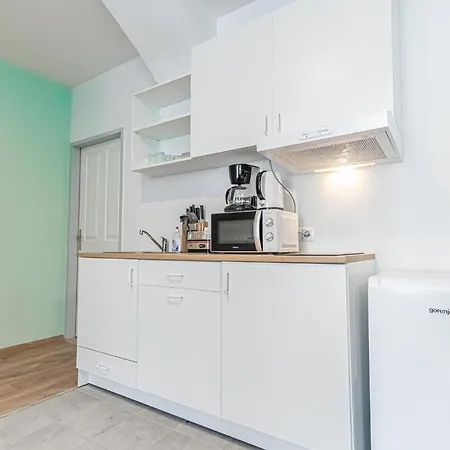 Apartment Kingbed 1br In A Great Location Of *