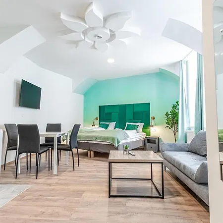 Kingbed 1br In A Great Location Of Apartment Vienna