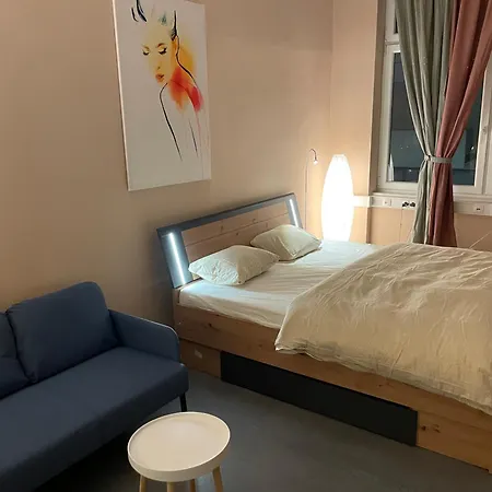 Care Cute City Center Apartment Vienna
