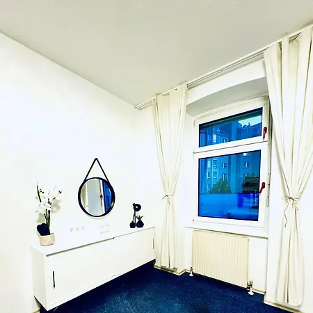 7br For Big Groups, With Great Location *
