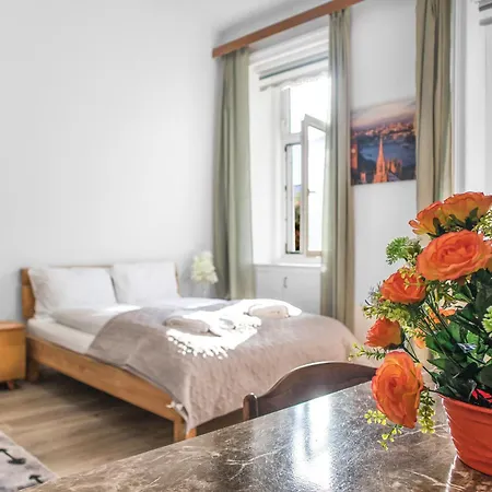 Apartment Cozy 1br Near Millenium Tower & Danube River Vienna