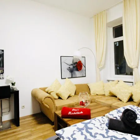 Cozy 2br Ideal For Families & Long Apartmán *