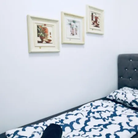 Cozy 2br Ideal For Families & Long Vídeň