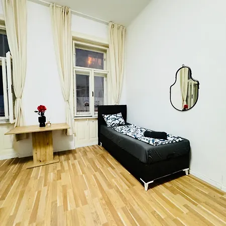 Apartment Comfy Apt, 10min Transport To Stadthalle
