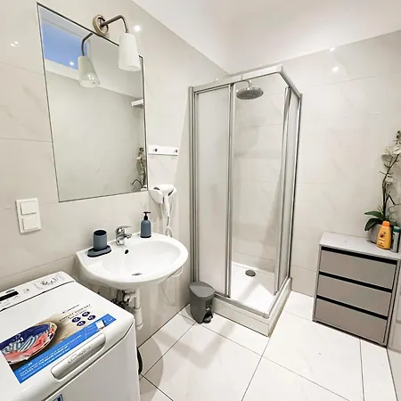 Apartment - Brigittenau Area Mm29