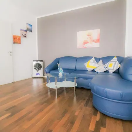 Apartment - Brigittenau Area Mm15