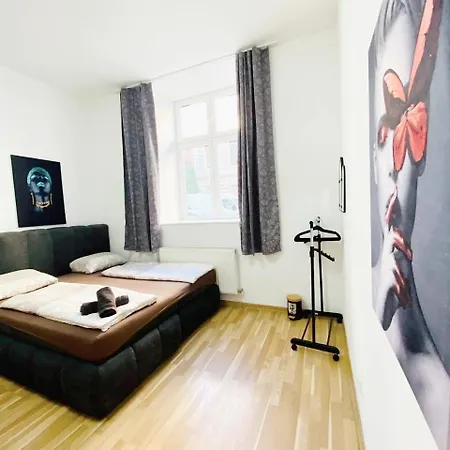 Family Studio- 7 Minutes To Schoenbrunn Palace *