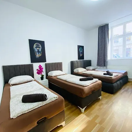 Family Studio- 7 Minutes To Schoenbrunn Palace Vienna