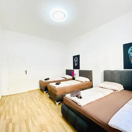Family Studio- 7 Minutes To Schoenbrunn Palace Vienna