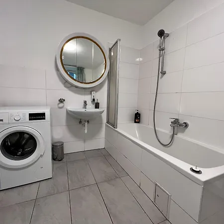 Stylish 1br Flat In A Prime Location Apartment *