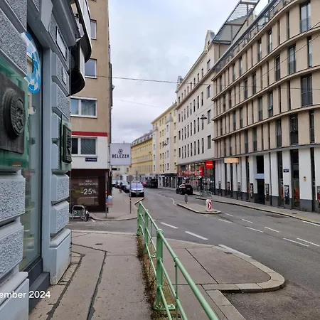 Gumpendorfer Strasse Apartment