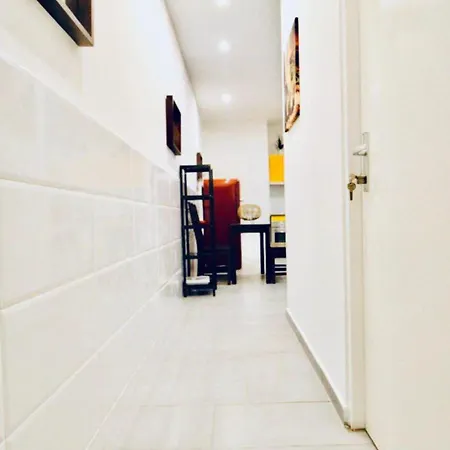 Apartment Beautiful 2br And 1lr 10 Minutes To St Stephens *