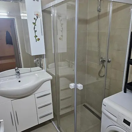 Luxury tent Simple Gemeinschafts Wc Und Bad Vienna